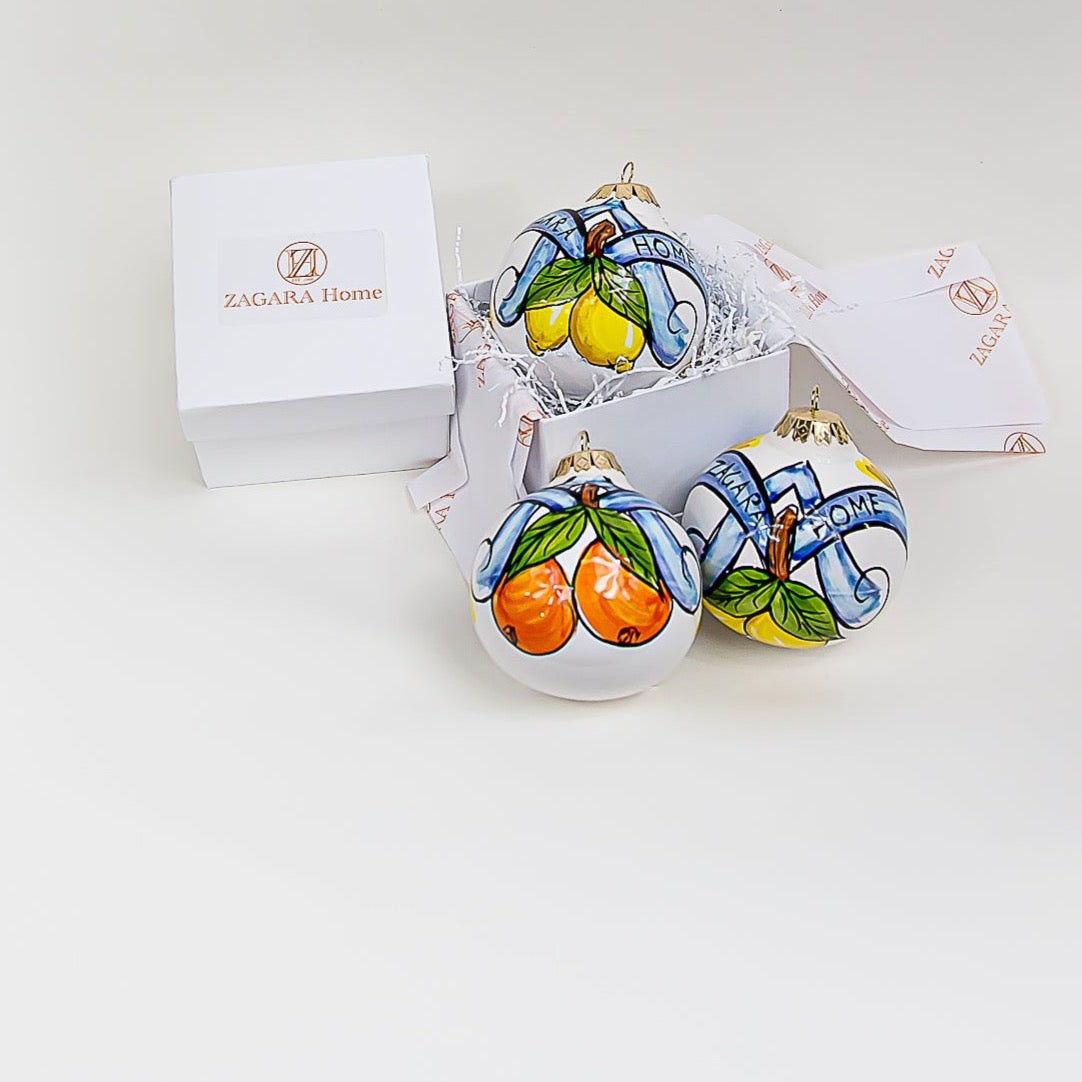 AGRUMI CHRISTMAS ORNAMENT PAIRED WITH   ROOM & LINEN SPRAY