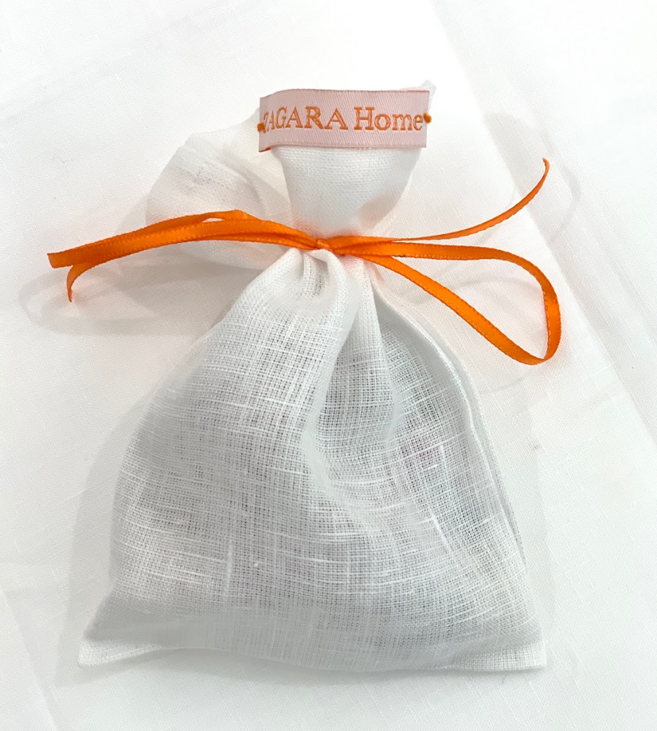 MARSALA JADE NAPKIN RING AND GLASS MARKER (set of 4)