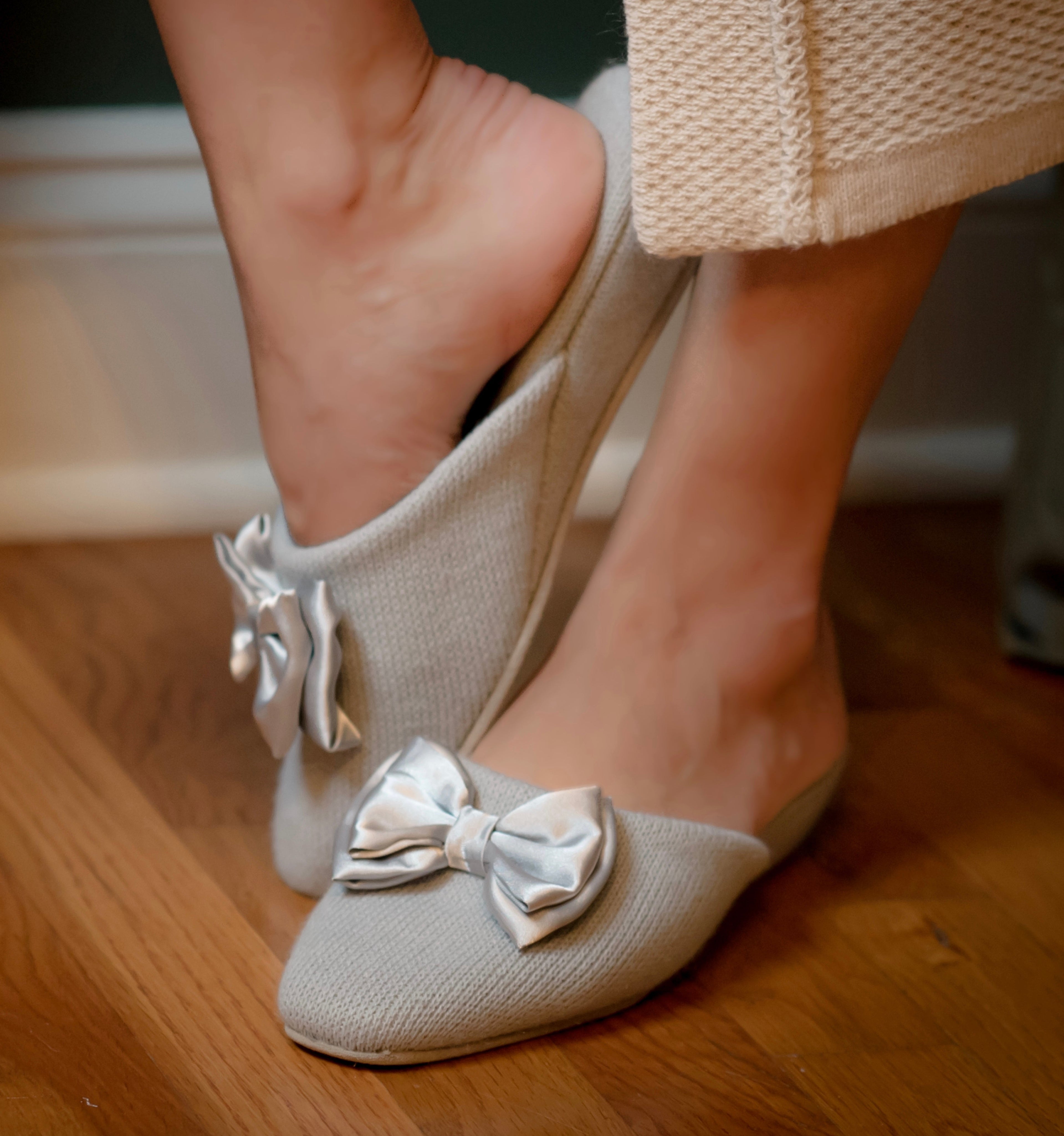 LOUNGE FOOTWEAR