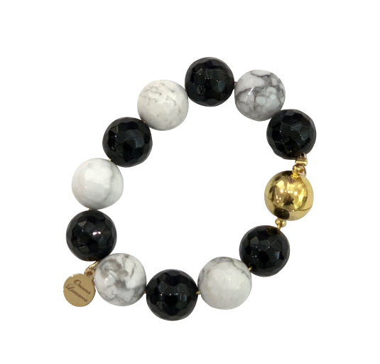 BLACK ONYX NAPKIN RING AND GLASS MARKERS (set of 4)